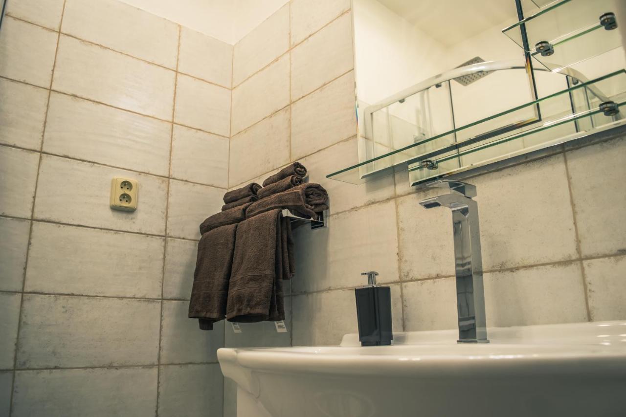 Apartman Jnj Velkomoravska Olomouc Bagian luar foto